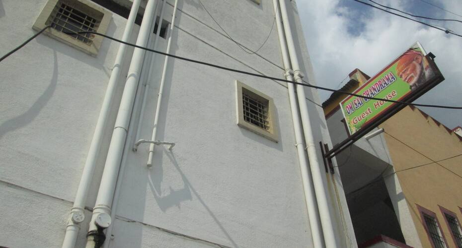 Hotel Sai Chandrama Guest House, Shirdi 3
